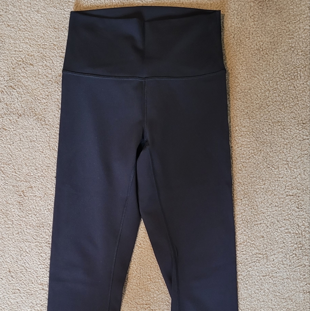 Lululemon wonder under cropped leggings